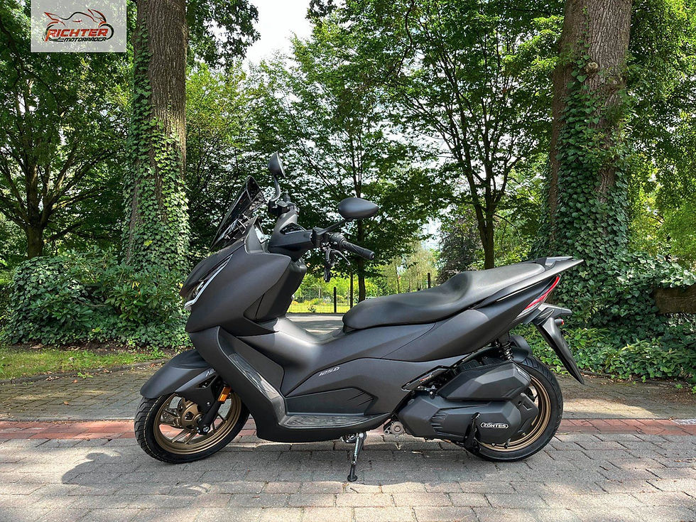 Miniaturbild: Seitenansicht des Fahrzeugs