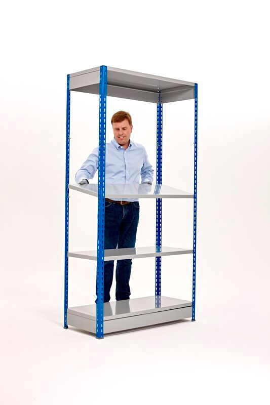 Thumbnail: Man demonstrating simple shelves