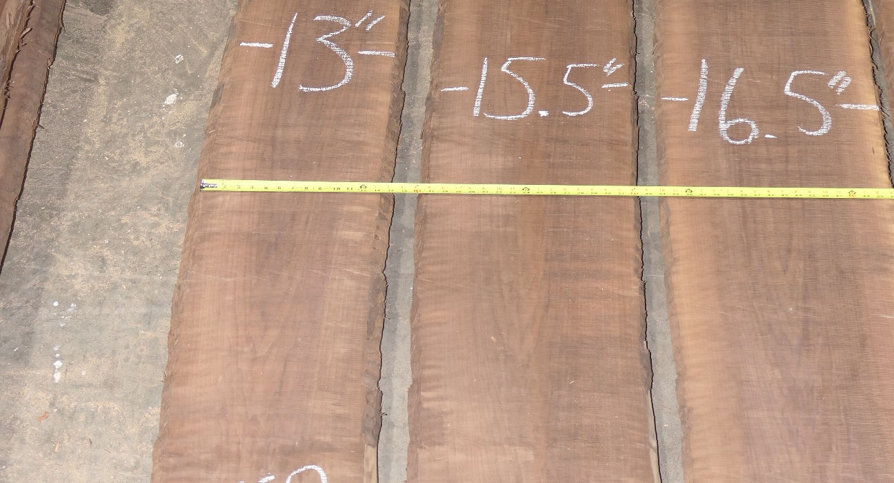 Walnut Flitches - Set #582123 - Photo #1