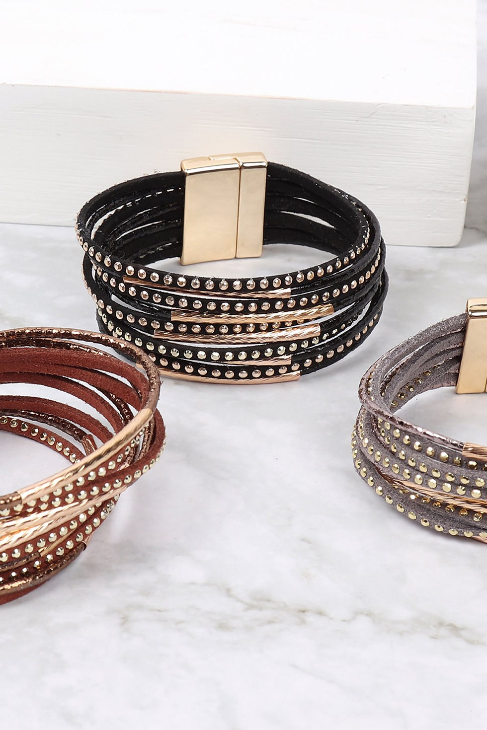 Thumbnail: Hdb3067 - Multiline Leather Magnetic Bracelet