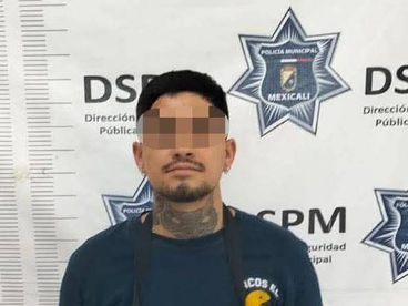 LE METEN GOLPIZA TAQUEROS A UN HOMBRE, UNO DE LOS AGRESORES ES MENOR DE EDAD