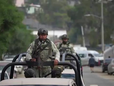 CUERPO ENCONTRADO EN VEHĆCULO ABANDONADO