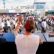 FUERZAS ARMADAS Y TRADICIONES MEXICANAS EN EL DESFILE
