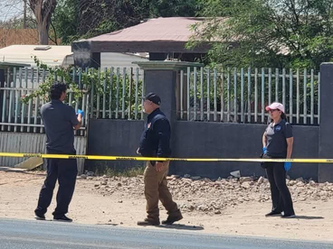 B4L3AN A CONDUCTOR DE TROQUE EN PLENA CARRETERA Y CHOCA TRAS INTENTAR ESCAPAR, MEXICALI