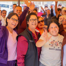 ROCÍO ADAME INAUGURA PAVIMENTACIÓN EN LOMAS DE ROSARITO