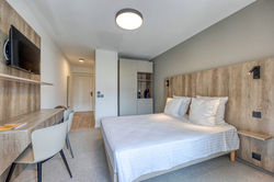 T1-standard-Aix-les-bains