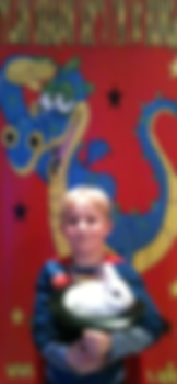 Horsham,magic,puppets,party,children's,rabbit,enterainer,entertaiment,magical,balloons,dragon,disco