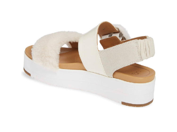 ugg le fluff sandal