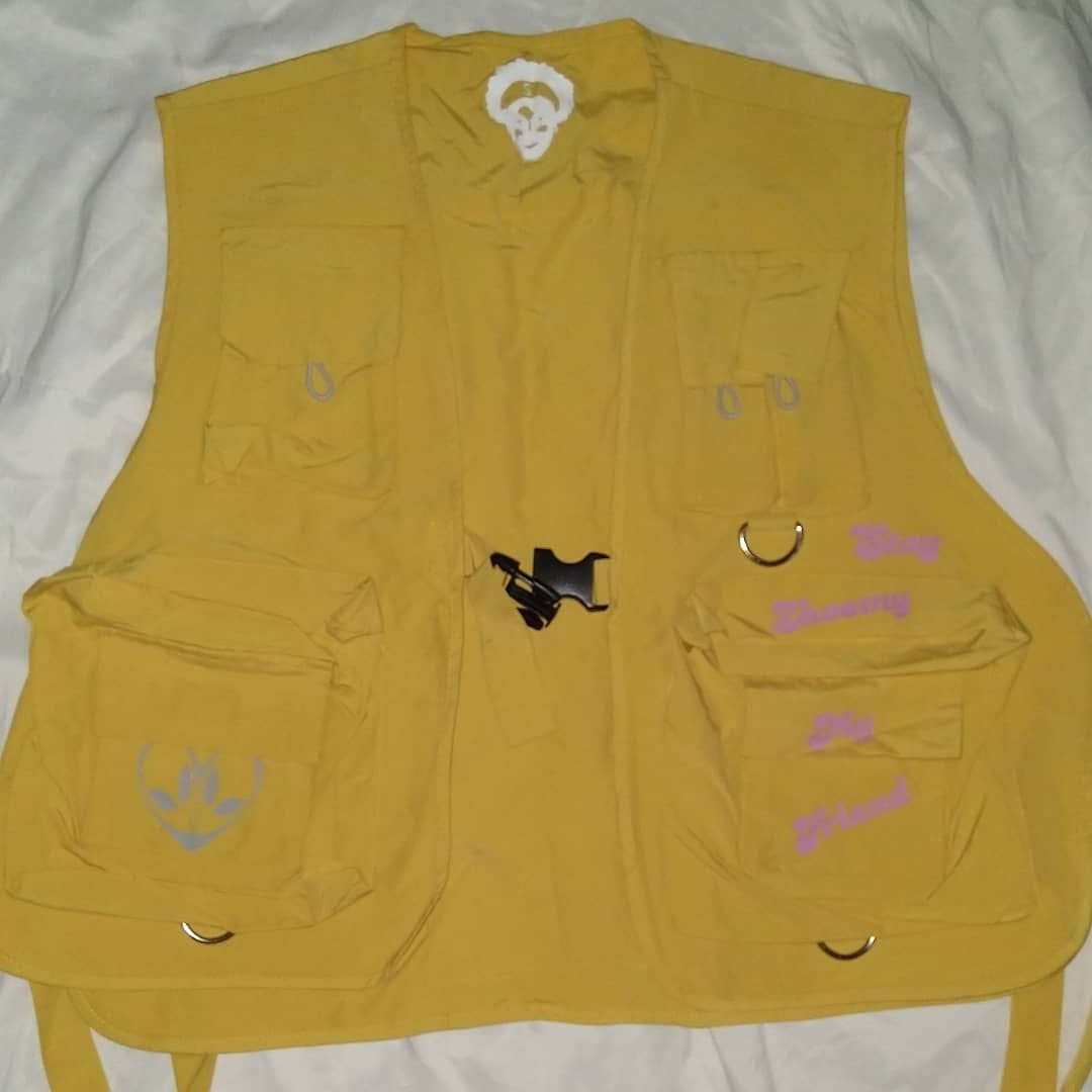 A Dai in the Wi1d Survival Ranger Vest