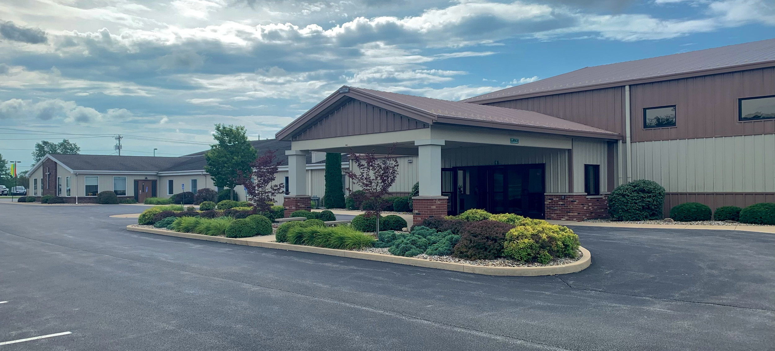 NEW HOPE CHURCH IN COLUMBIA CITY, INDIANA Family friendly teaching