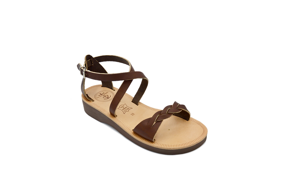 Miniature : sandales artisanales brun Baby en cuir pour femme, fabriquées en France vue trois quart