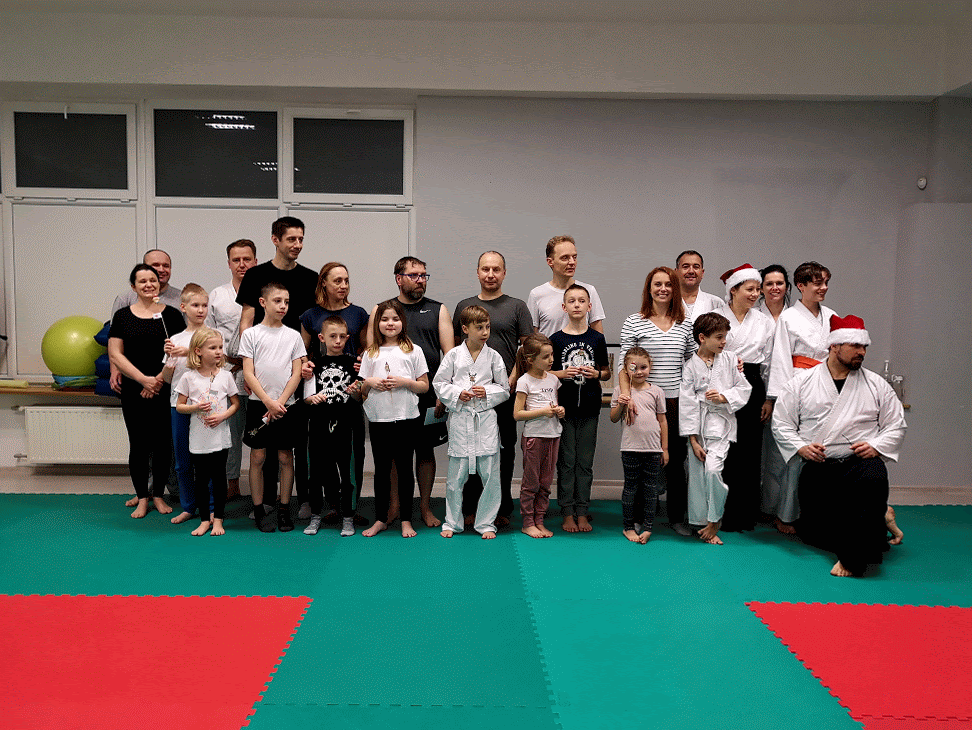 Zdjęcie grupowe - trening świąteczny