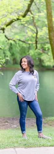 Nashville Senior Portraits, Nashville Senior Portrait Photographer, Nashville Photographer, Senior Portraits, Senior Style Guide, Senior pictures, nashville senior pictures, what should I wear for senior pictures, nashville,  gina co photography