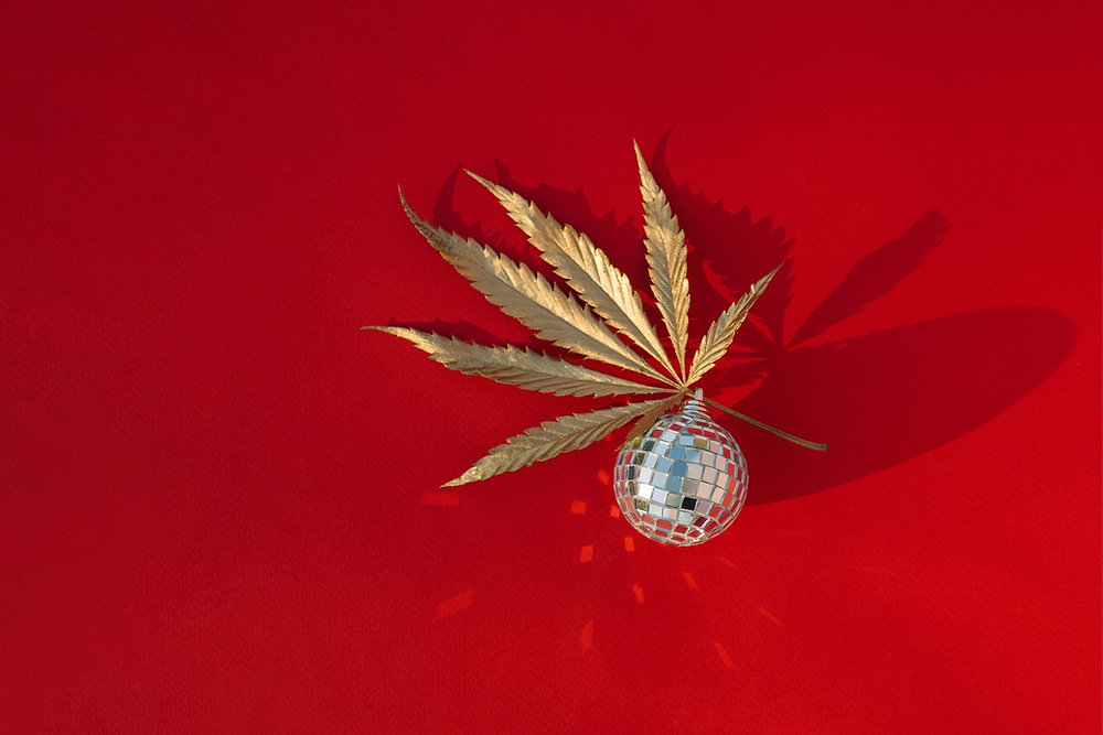 Glitter Bomb Strain Breakdown for First-Timers