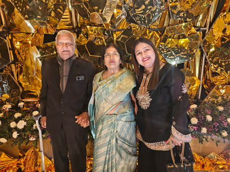 Premlata Gupta with her parents — her mother Kiran whose silent strength became the foundation of Wisdom Point and her father her biggest supporter through every dream and challenge