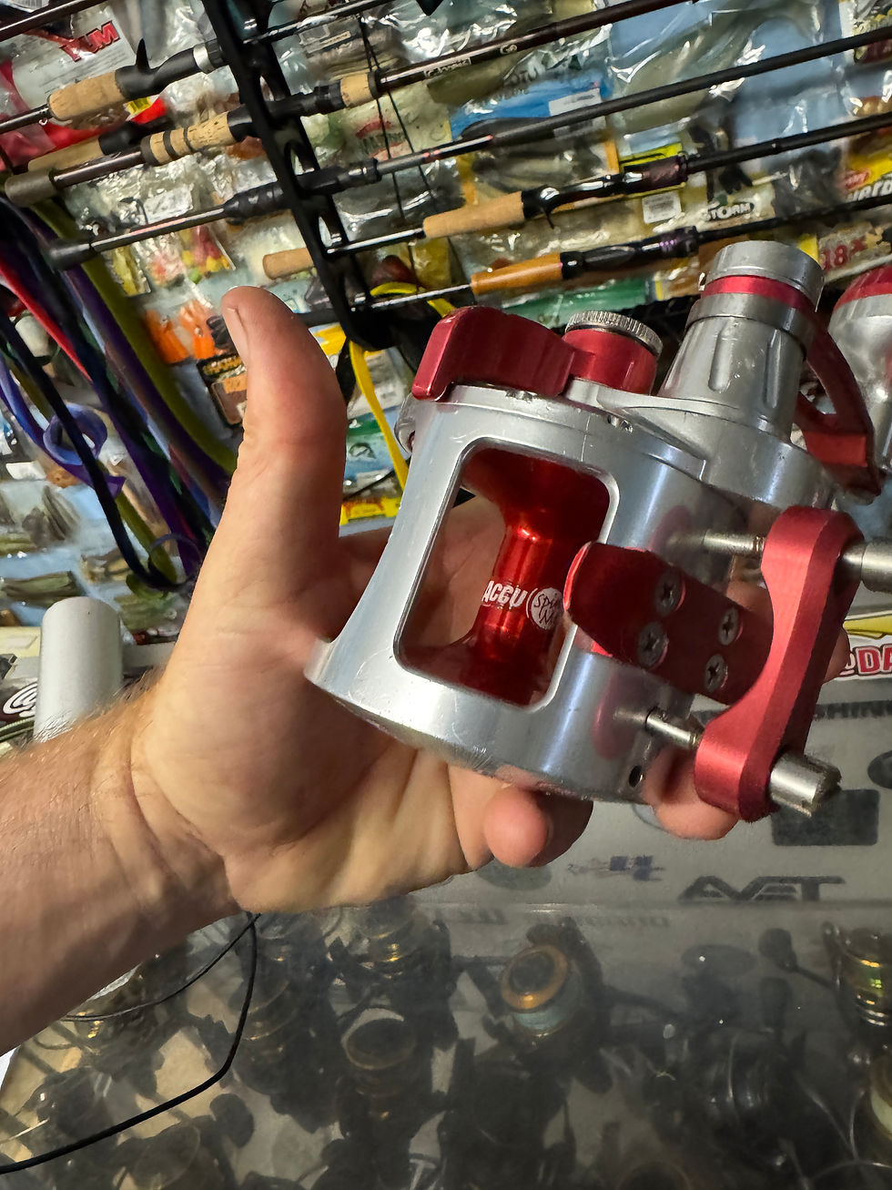 Thumbnail: Accurate valiant 600 two speed salt water conventional reel 