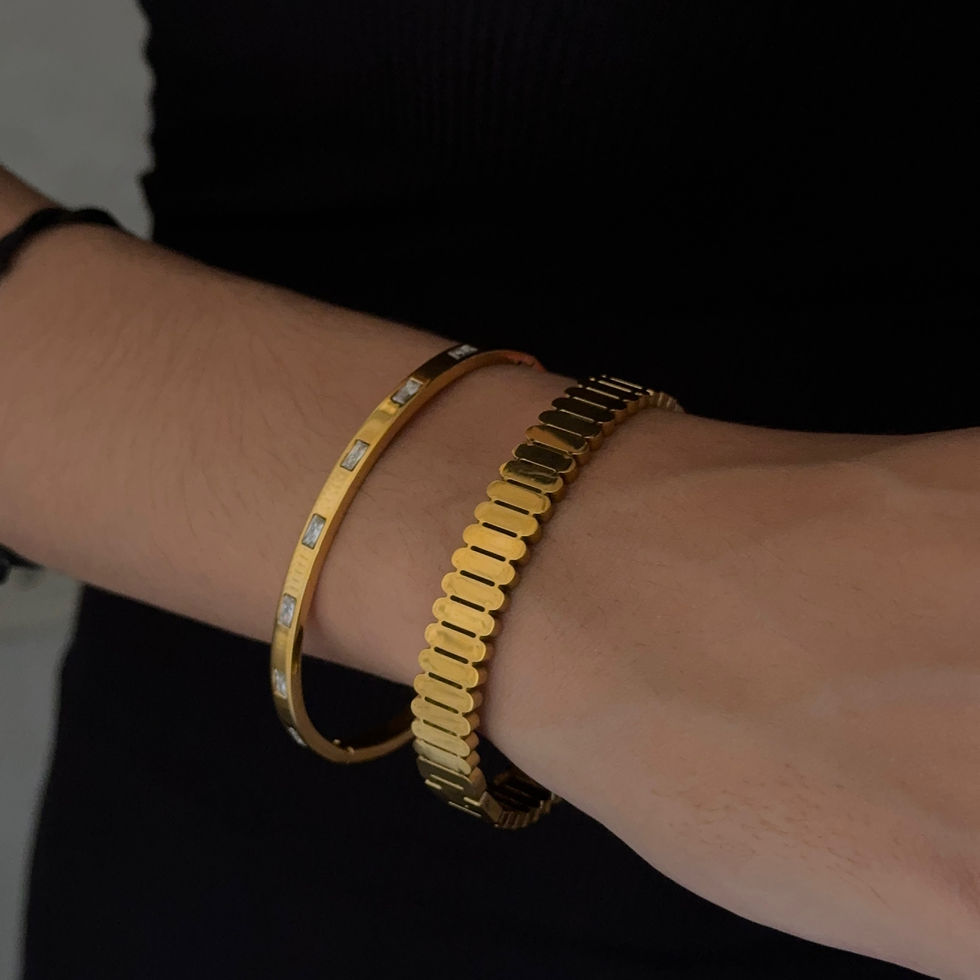 Thumbnail: Vika Cuff Bracelet