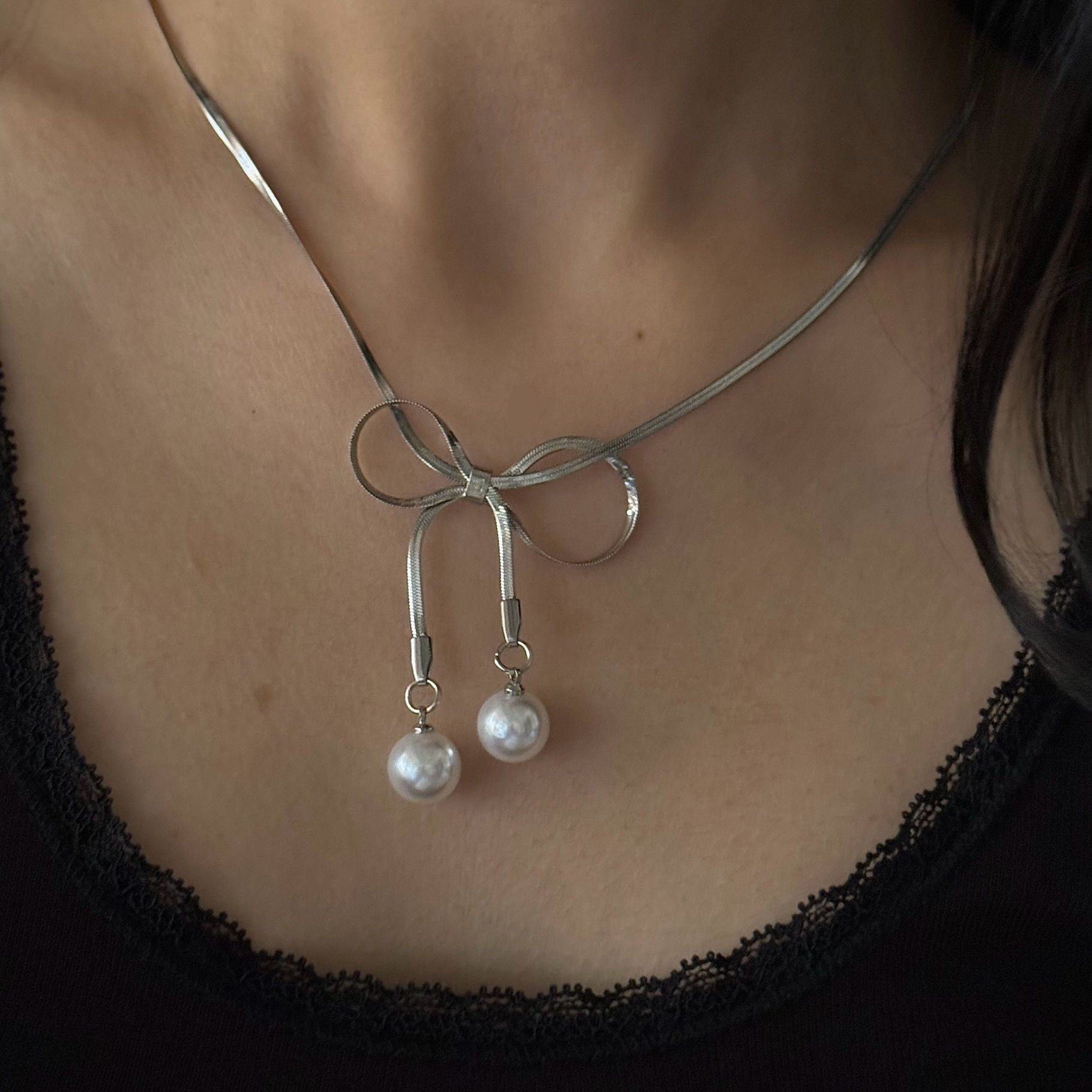 Bows & Pearls Necklace 