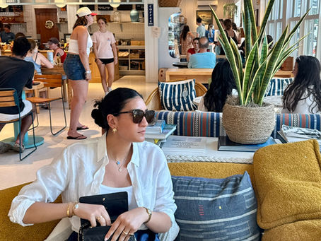 Minimal chic outfit ideas that you don't have to think twice about