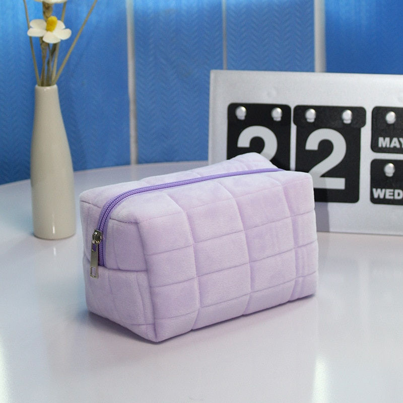 섬네일: Cute Fur Makeup Bag Cosmetic Bag Travel Make Up Toiletry Bag Pouch Plush Pen 