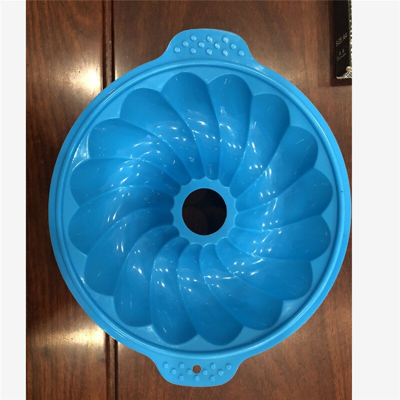 Миниатюра: Cake Silicone Mold 9 Inch Gear Shape Mousse Cake Bakeware DIY Toast Bread Mold