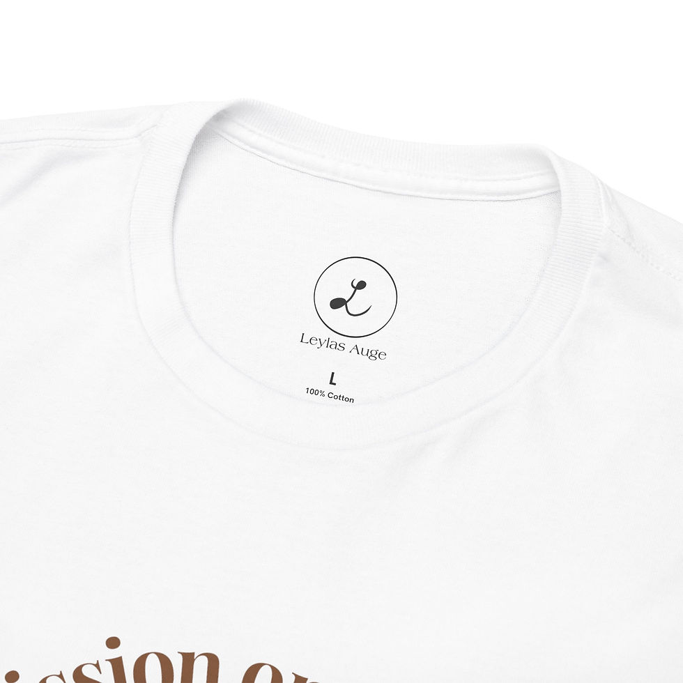 Miniaturbild: Mission on Earth T-Shirt Unisex - Weiß