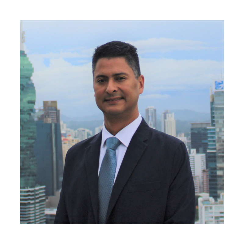 Dr. Edwin Villalobos