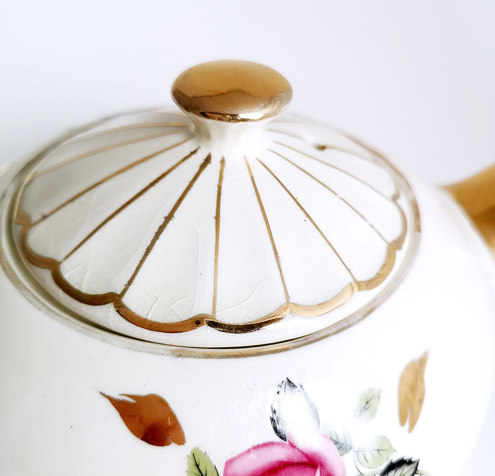 Thumbnail: Sadler Pink Rose and Gold Teapot