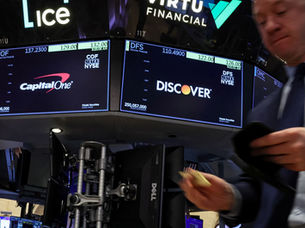 Capital One vs Discover comparison, Capital One vs Discover credit cards, Capital One vs Discover banking differences, Which is better Capital One or Discover, Capital One vs Discover pros and cons, Capital One vs Discover rewards programs, Capital One vs Discover interest rates, Capital One vs Discover fees comparison, Capital One vs Discover customer experience, Capital One vs Discover financial services, Capital One vs Discover cash back cards, Capital One vs Discover travel rewards, Best credit cards Capital One vs Discover, Capital One vs Discover credit card approval odds, Capital One vs Discover balance transfer cards, Capital One vs Discover student cards, Capital One vs Discover secured cards