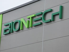 BioNTech stock surge June 2 2025, BioNTech ADR rises 18% explanation, BNTX volume spike June 2025, Bristol Myers Squibb BioNTech deal details, how to interpret heavy trading volume in biotech stocks, BioNTech valuation after BMS partnership, biotech M&A and licensing impact on share price, BNTX 52-week high comparison.