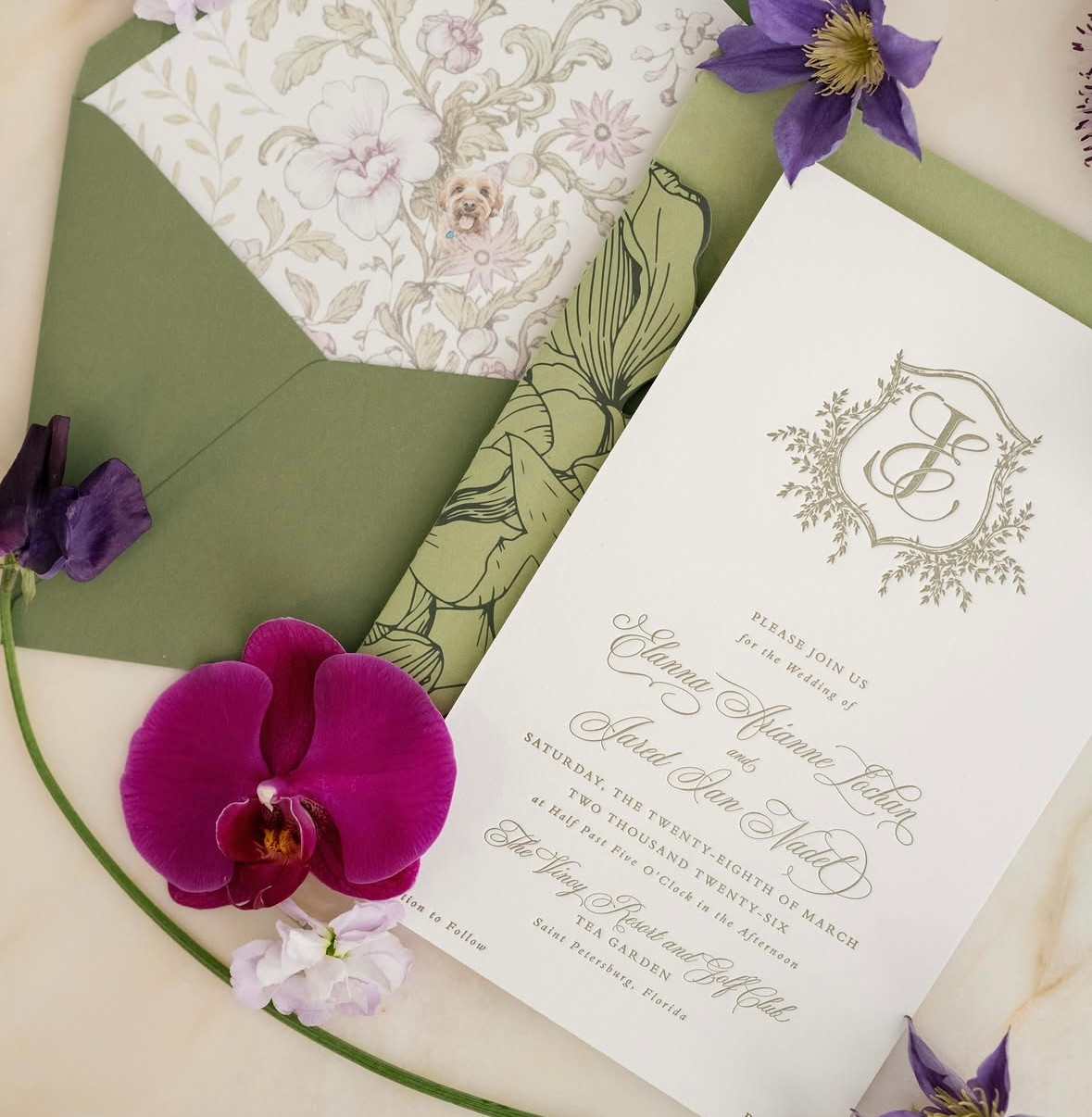Monogram vs. duogram wedding stationery example 6