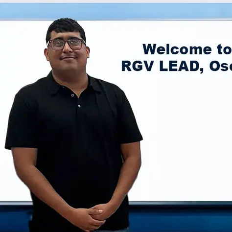 Oscar is a proud graduate of Mission Veterans Memorial High School and is currently pursuing his master's degree at UTRGV. 