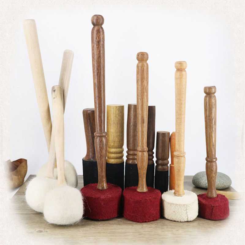 Miniature : Maillet en bois pour bol chantant tibétain 