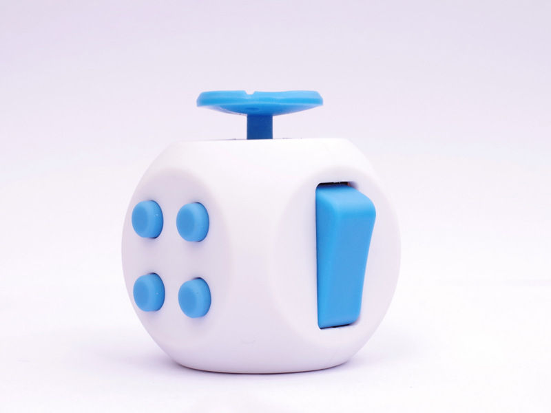 Miniature : Cube sensoriel 