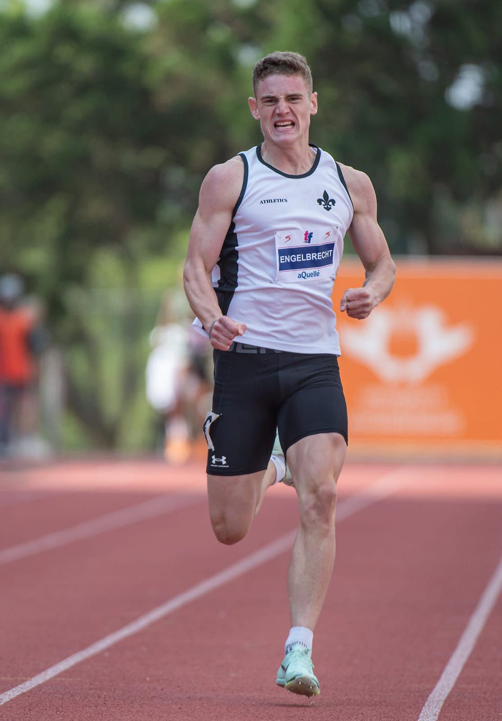 Morne Engelbrecht running the 400 m hurdles