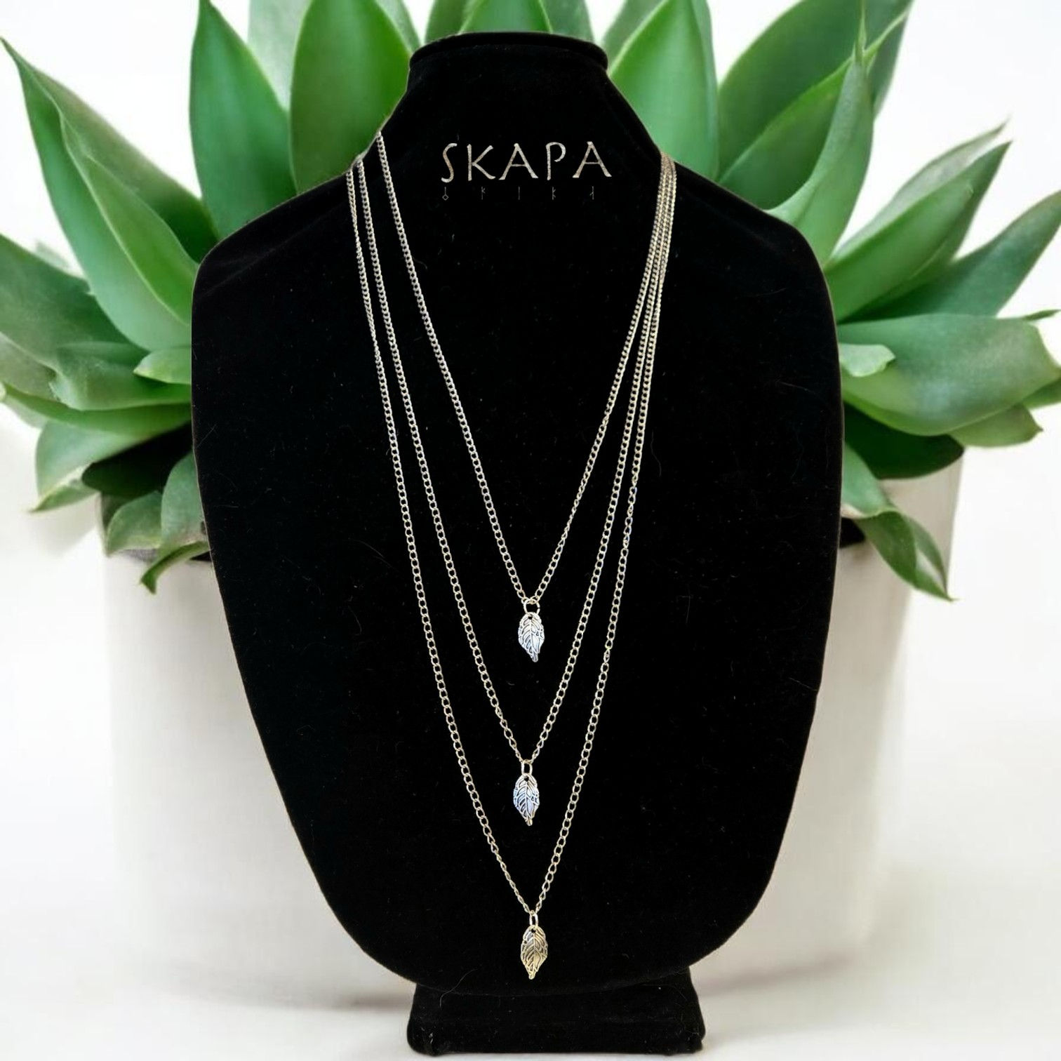 Three Chain Three Leaves