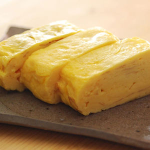 Tamagoyaki (Japanese Sweet Omelette)