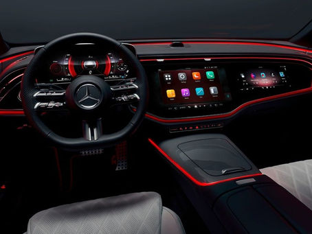 Mercedes-Benz Classe E 2024 aura un écran ultra-large, TikTok intégré et intelligence artificielle