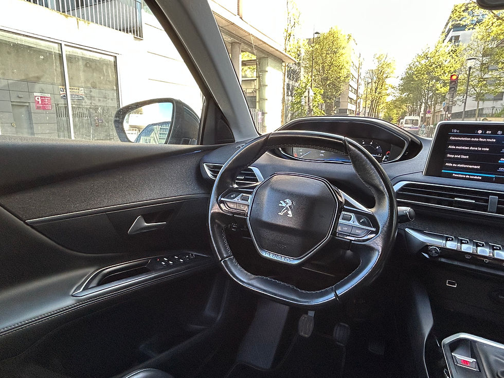 Miniature : PEUGEOT 5008 - 2018 - 99 500 kms