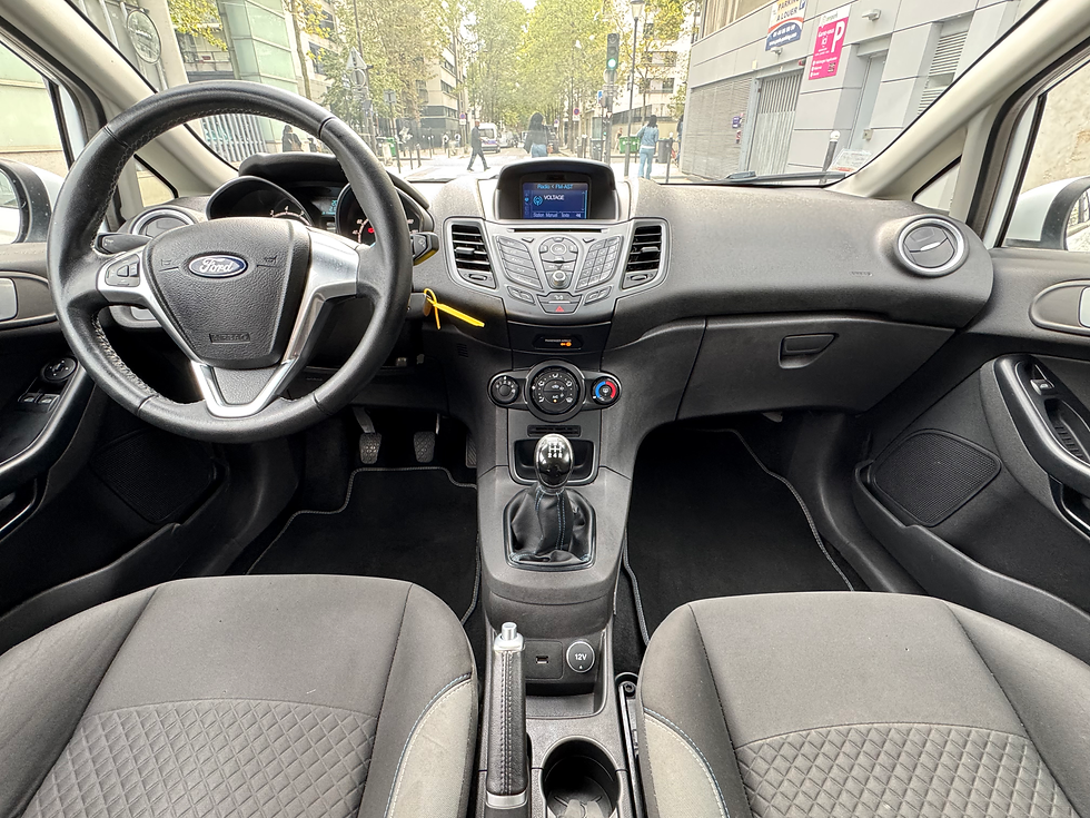 Miniature : FORD FIESTA - 2017 - 137 000 kms