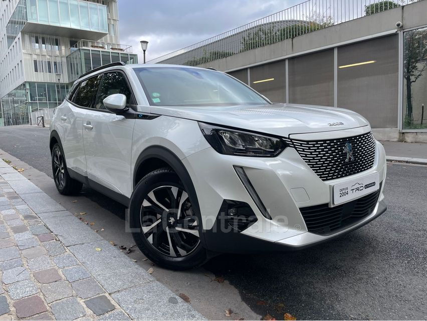 Miniature : PEUGEOT E-2008 (2E GENERATION) - 2021 - 9 000 km