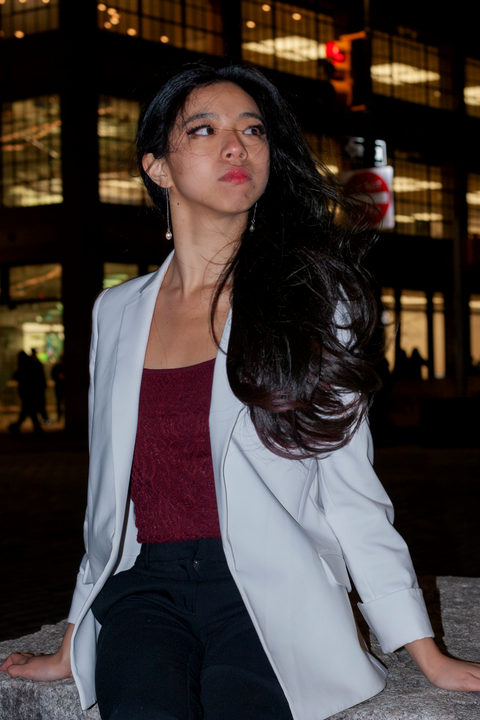 Vibrant Night sitting 3quarter view.png