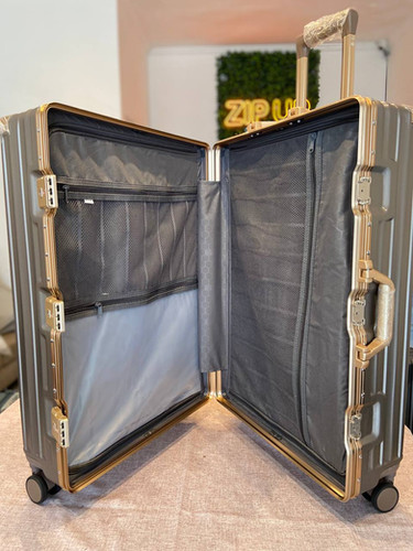 Suitcase Metaverse Premium Classic 28 Inch, L