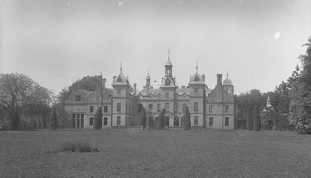 Thornham Hall Early 20th century - Suffolk Archives.jpeg