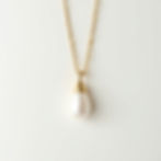 Gold Pearl Necklace