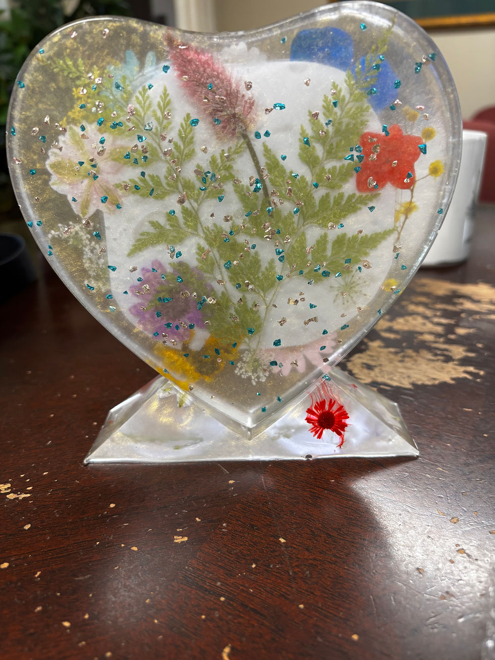 Thumbnail: epoxy resin heart