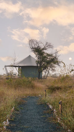 exteriors2023,11