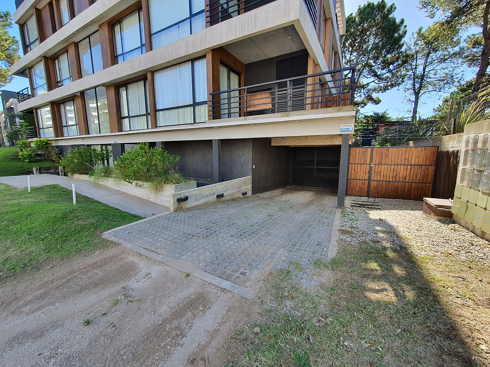 Miniatura: Zeus PB "F"- 1° de Julio N° 1723