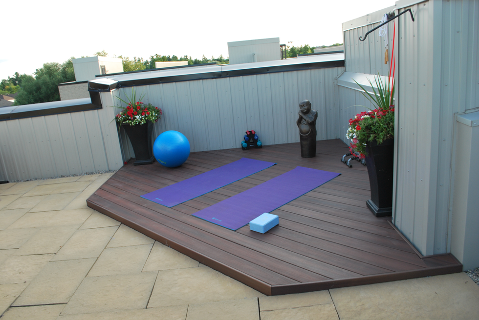 Rooftop Patio 2 004.png