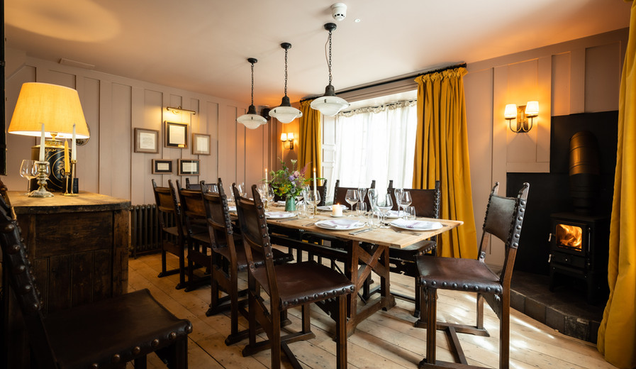 DINE WITH US | Royal Oak Ramsden